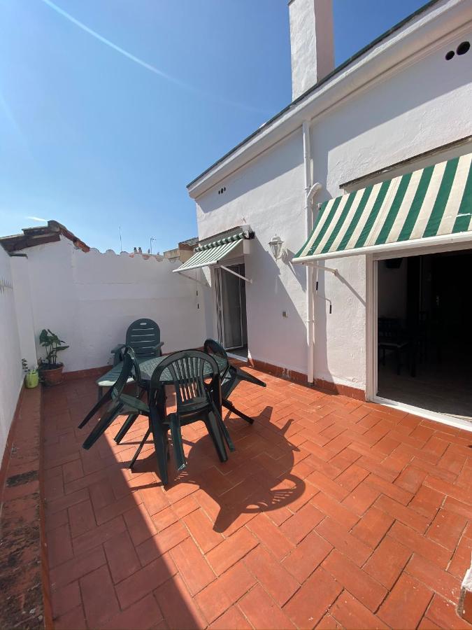 Apartamentos Mitus Canet De Mar Εξωτερικό φωτογραφία